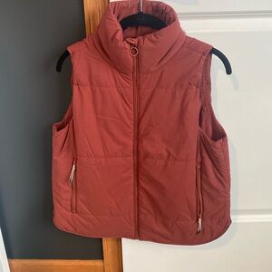 Vuori vest